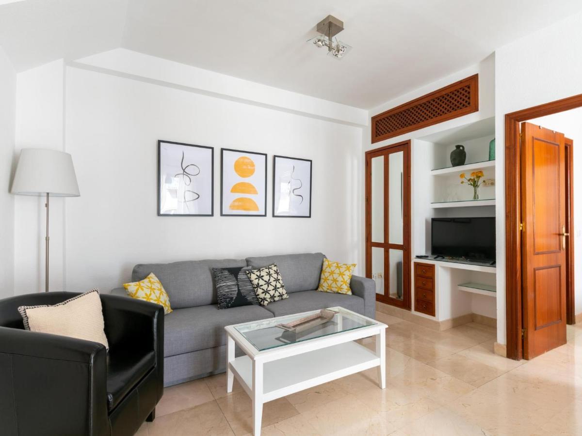 Vr Excelente Ubicacion Luminoso Apt Para Parejas Seville Exterior photo
